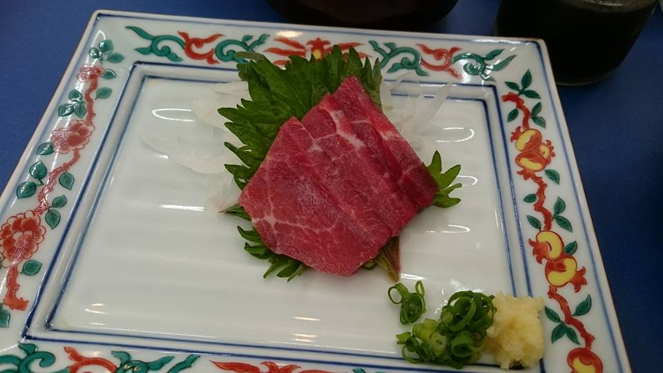 鹿兒島熊本福岡，阿蘇火山溫泉飯店，生馬肉