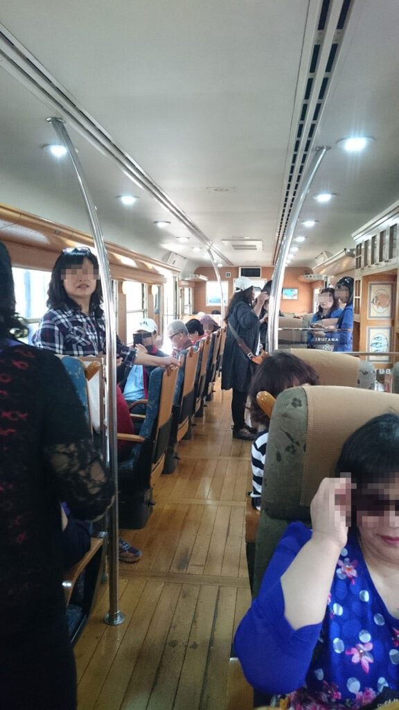 鹿兒島熊本福岡，指宿玉手箱，車廂木造內部