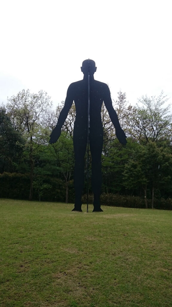 鹿兒島熊本福岡，霧島藝術之森美術館，喬納森．博羅夫斯基，男與女的男