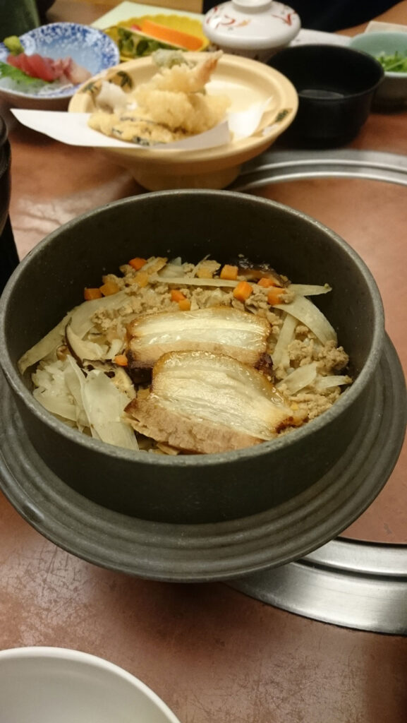 鹿兒島熊本福岡，桷志田黑醋本舖，黑醋料理，豬肉拌飯