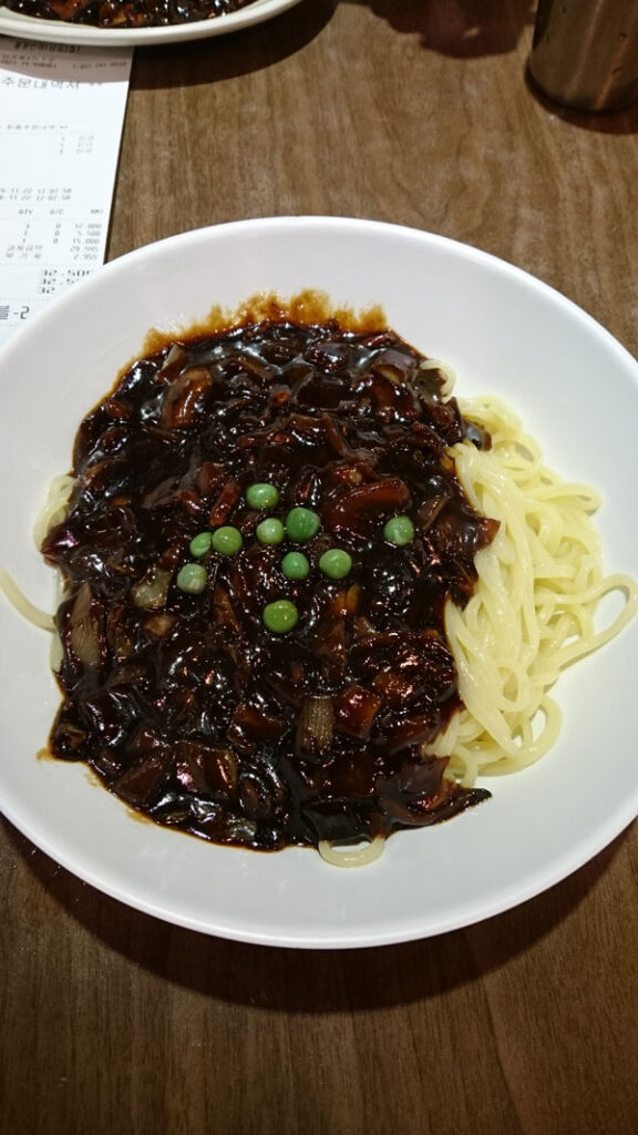 韓國榨醬麵