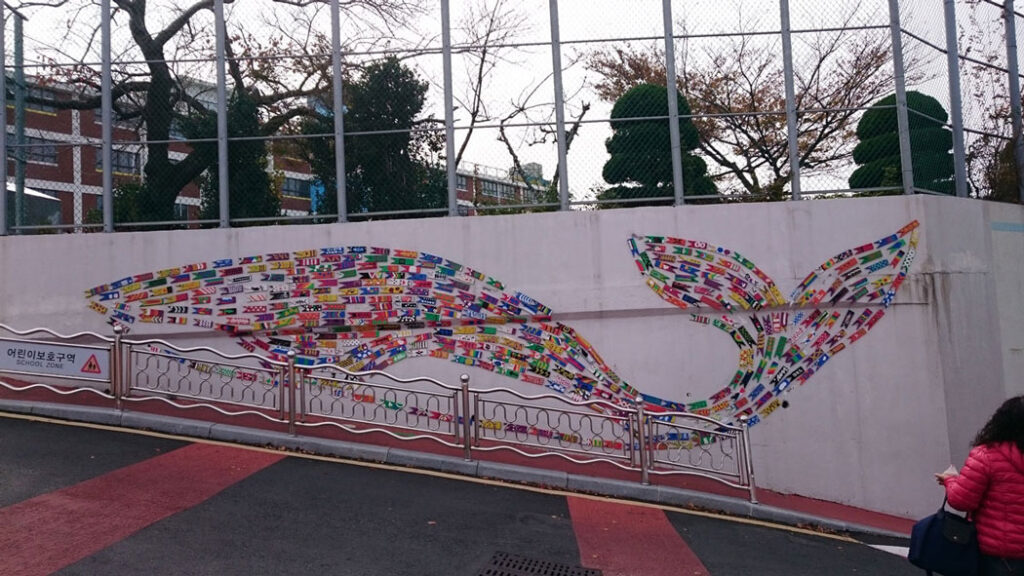 甘川洞壁畫村 gamcheon-culture-village 彩色箭頭魚