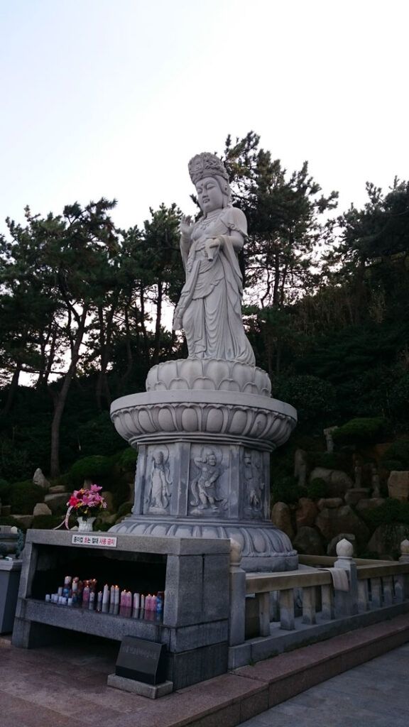 海龍宮 haedong-yonggungsa 菩薩