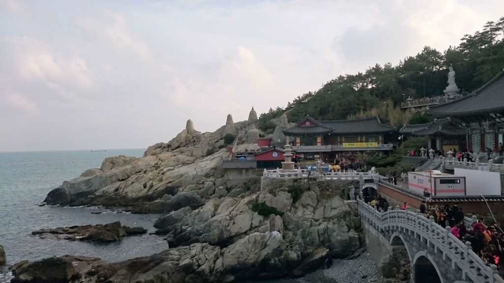海龍宮 haedong-yonggungsa 龍宮側面