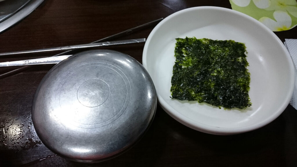 火鍋 飯與海苔