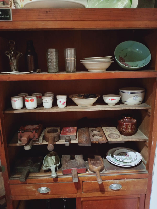 鳳山黃埔眷村，眷戀黑膠堂，古董餐具，模具
