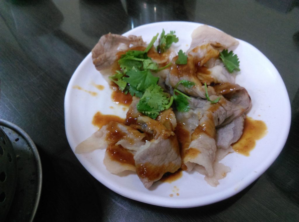 高雄小港川菜餐廳推薦 一家園餐廳 蒜泥白肉