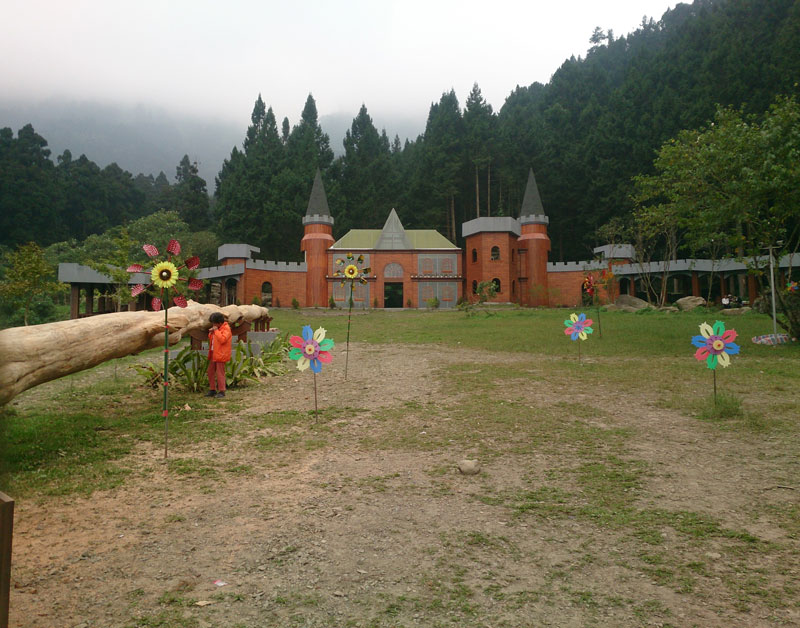 南投山林3日遊 溪頭森林遊樂園 森林城堡 (2)
